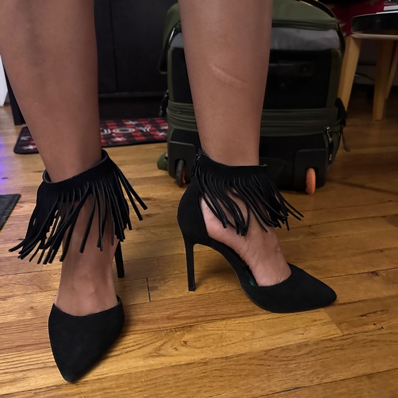 Fun Fringe Heels! - Picture 6 of 10